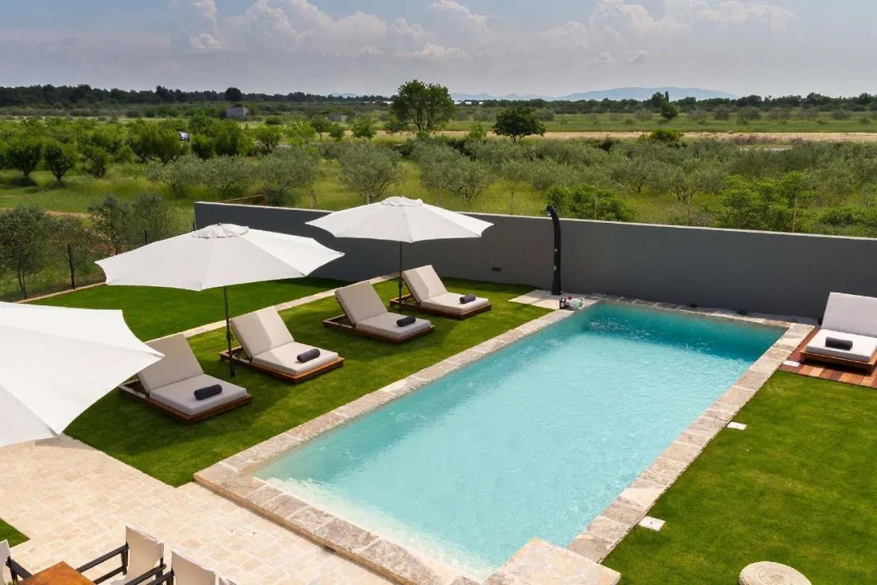 Villa Royal With Heated Pool Biograd Na Moru