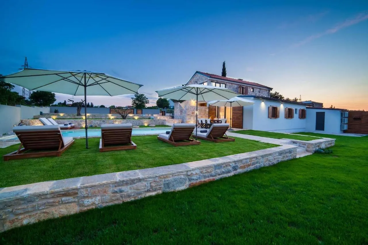 Villa Royal With Heated Pool Biograd Na Moru Croatia