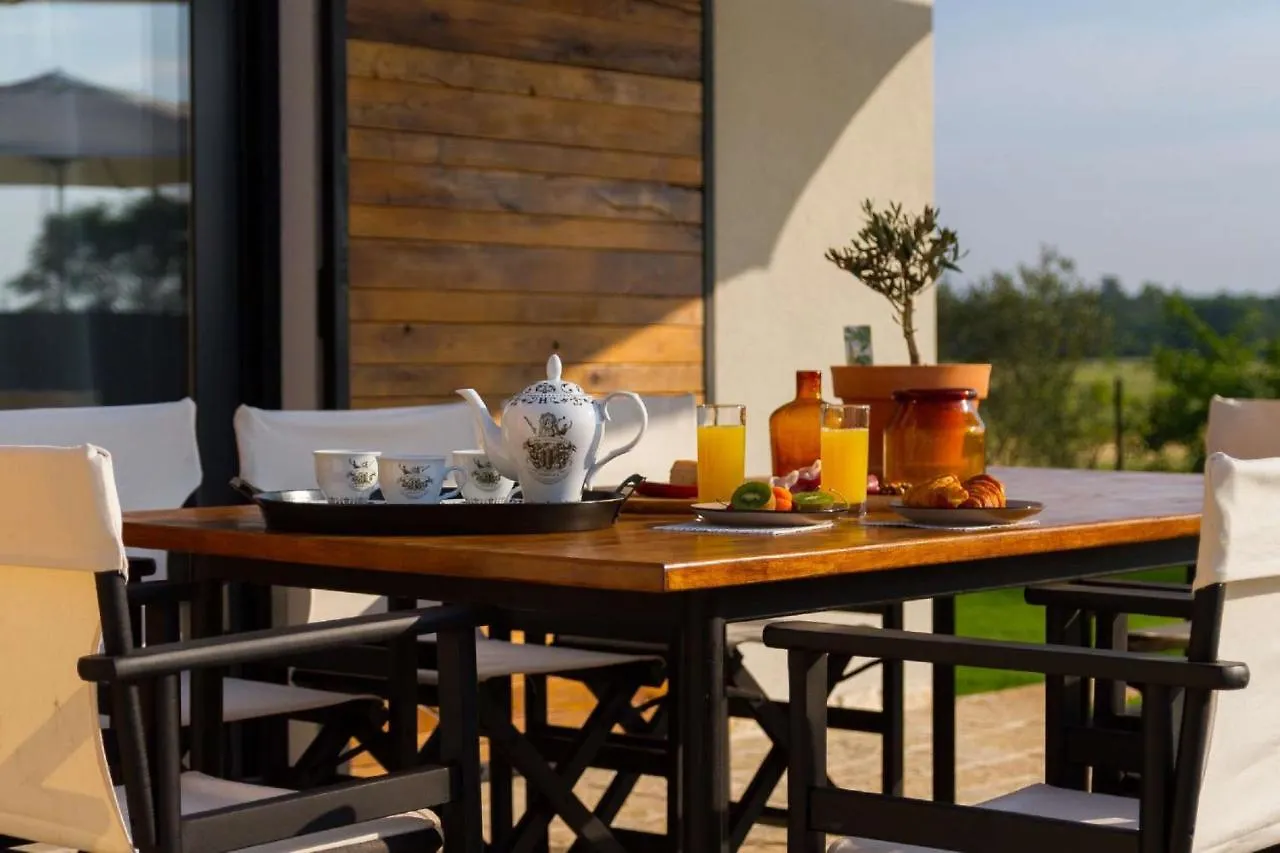 Villa Royal With Heated Pool Biograd Na Moru