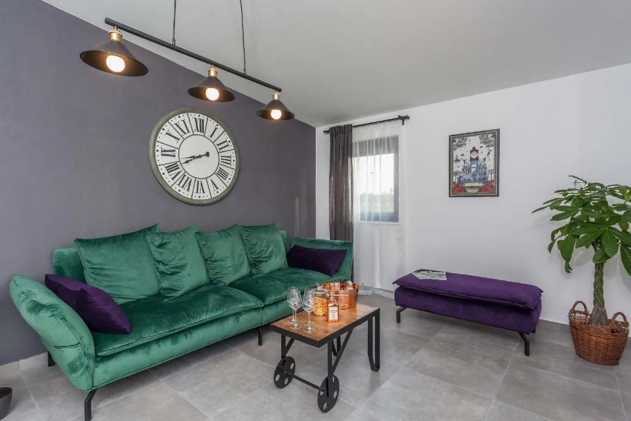 Villa Royal With Heated Pool Biograd Na Moru Croatia