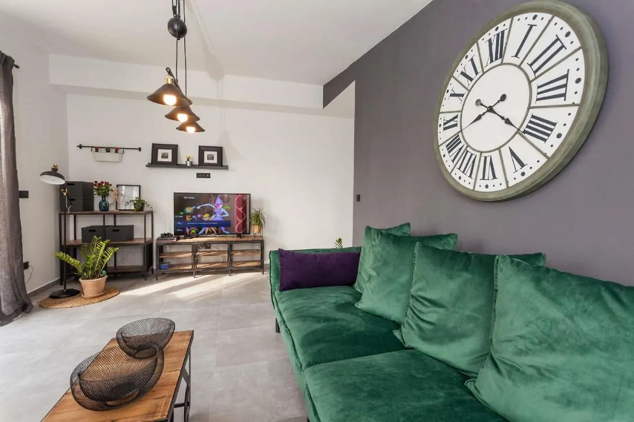 Villa Royal With Heated Pool Biograd Na Moru