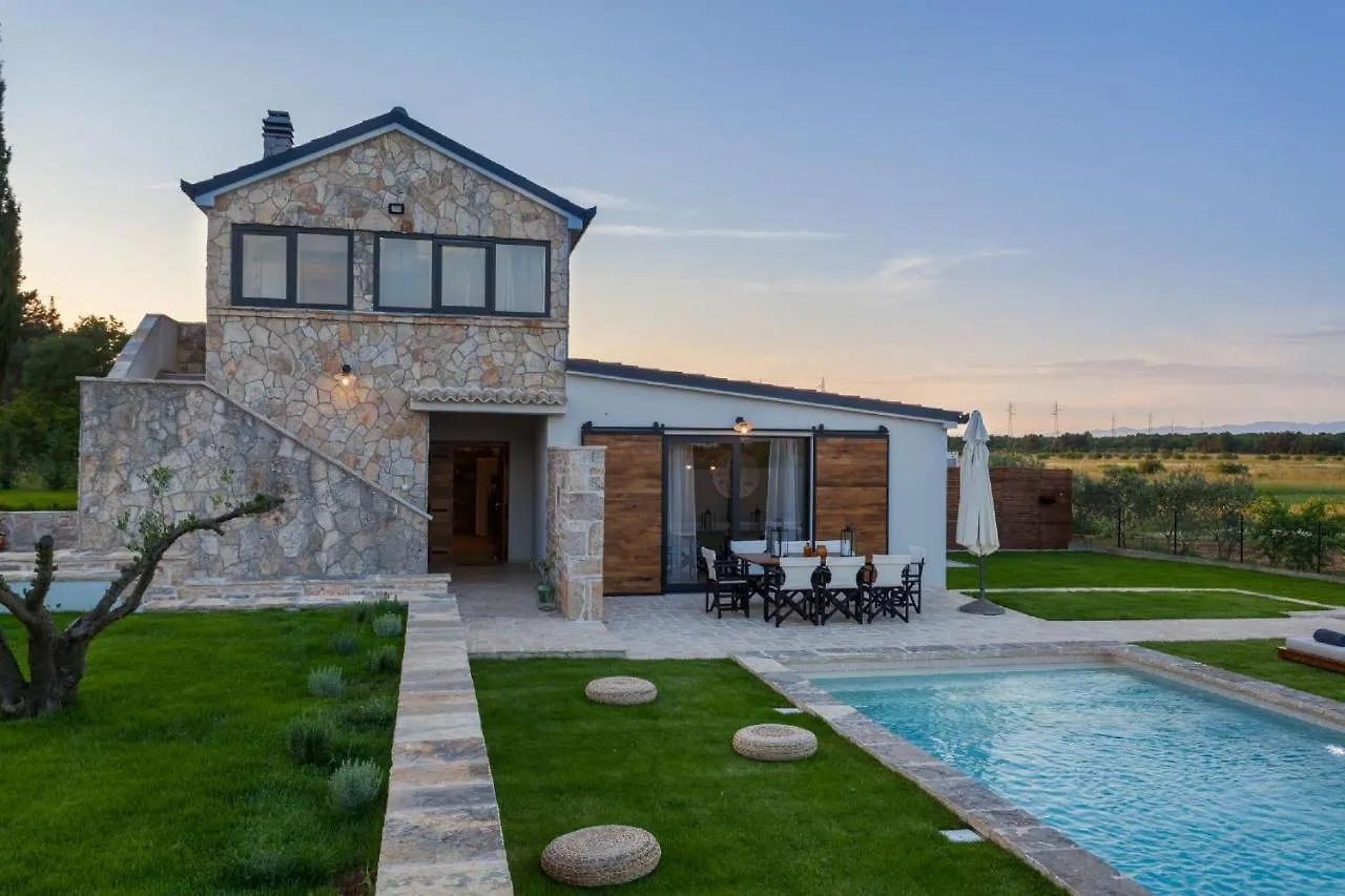 Villa Royal With Heated Pool Biograd Na Moru Croatia